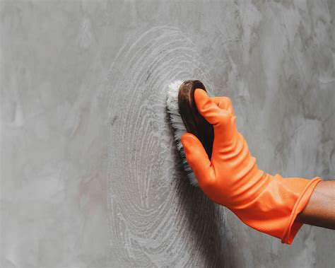 How to Clean the Walls Before Painting: A Comprehensive Guide and Unconventional Discussion on Wall Texture Impact